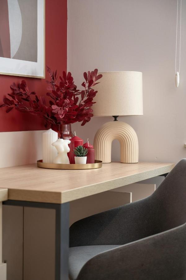 Trendy Studios With Home Office Near Wroclaw Main Station By Noclegi Renters Kültér fotó