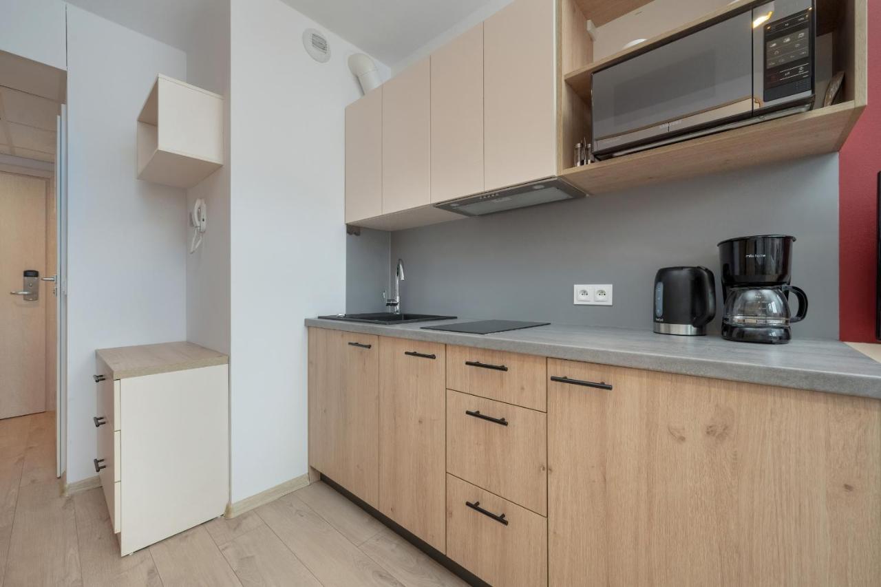 Trendy Studios With Home Office Near Wroclaw Main Station By Noclegi Renters Kültér fotó