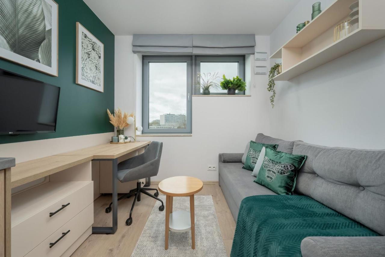 Trendy Studios With Home Office Near Wroclaw Main Station By Noclegi Renters Kültér fotó
